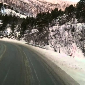 Arctic trucking - YouTube