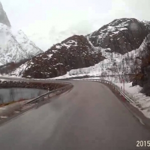 Down the Lofoten islands - YouTube