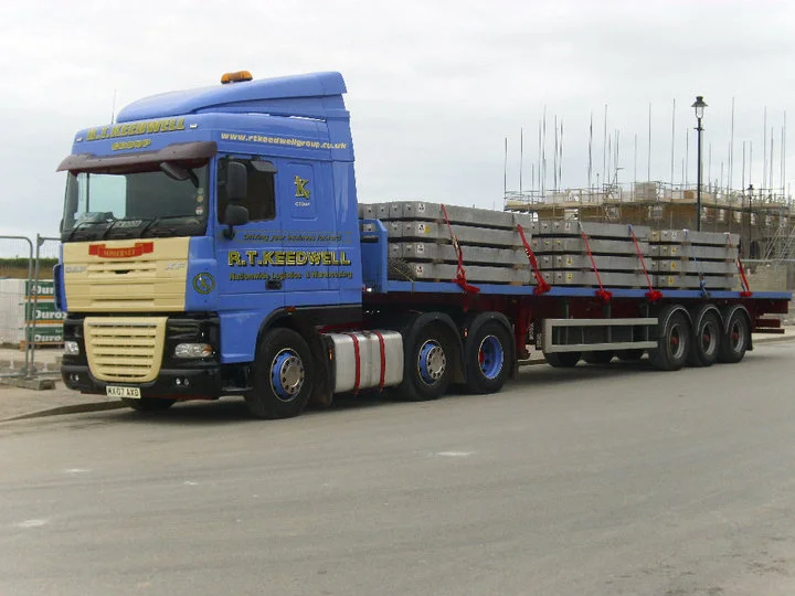 concreat pilons for a new housing estate