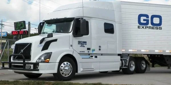 GO Express - 2015 Volvo 730